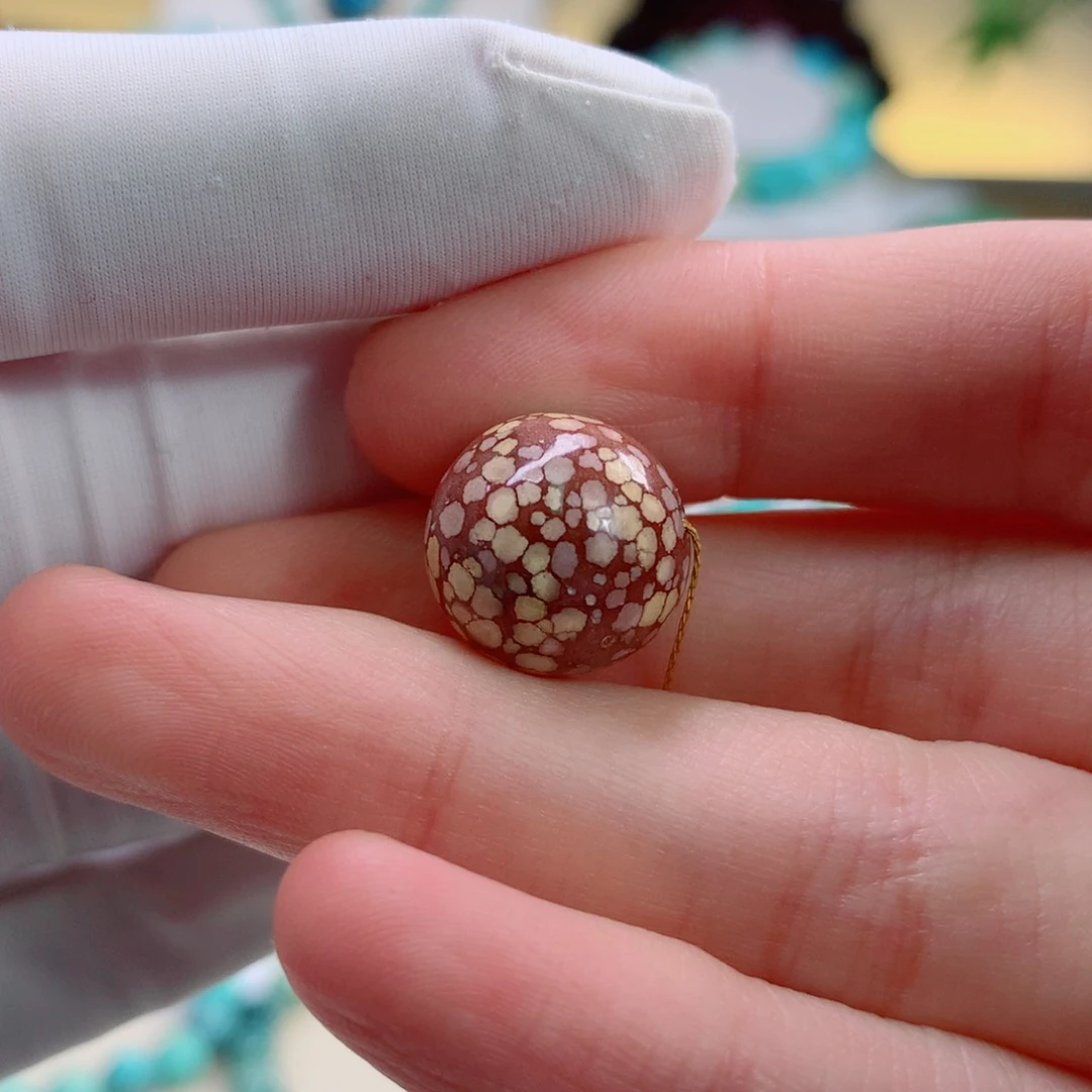 未镶嵌绿松石颈饰