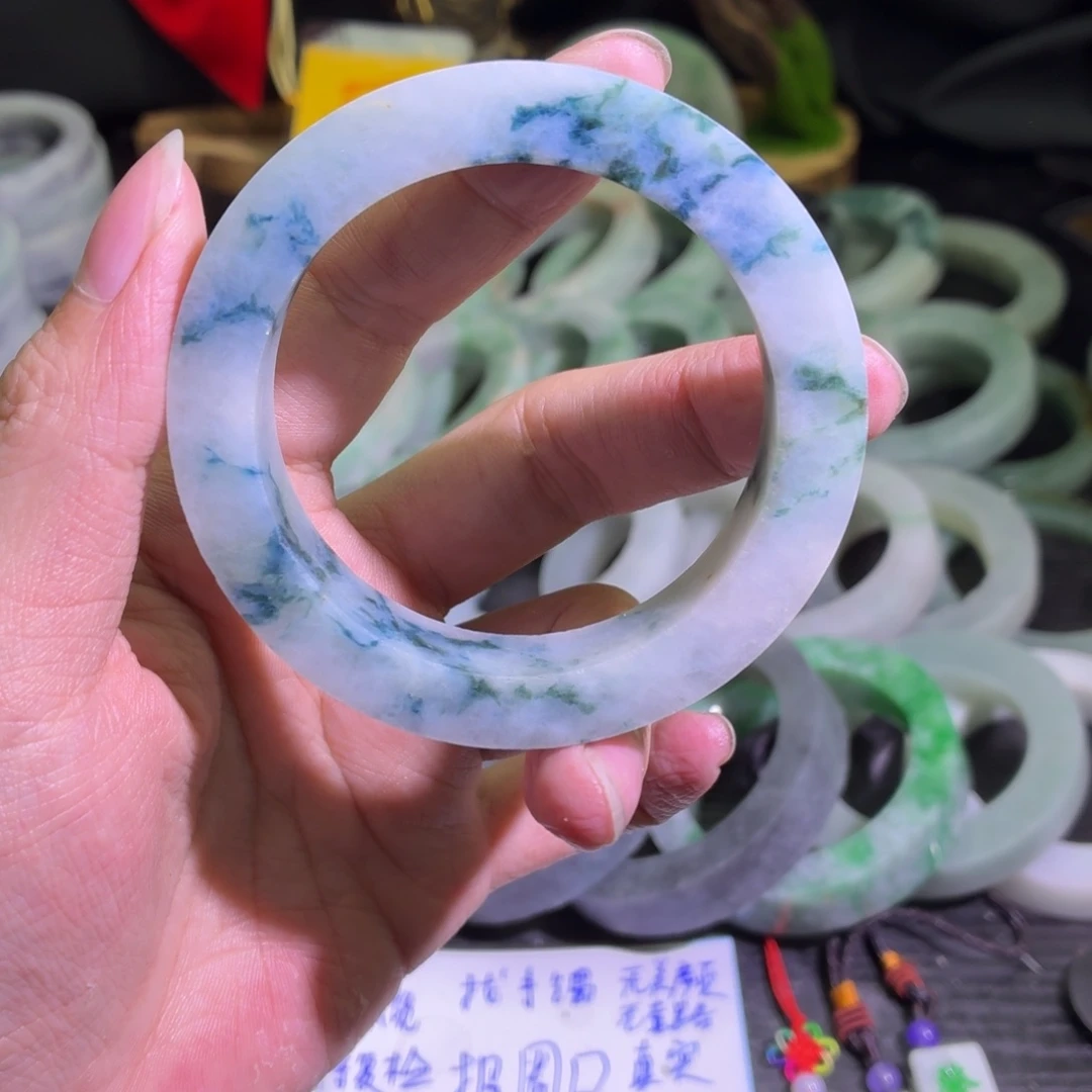 定制翡翠未镶嵌天然翡翠A货毛胚手镯定制