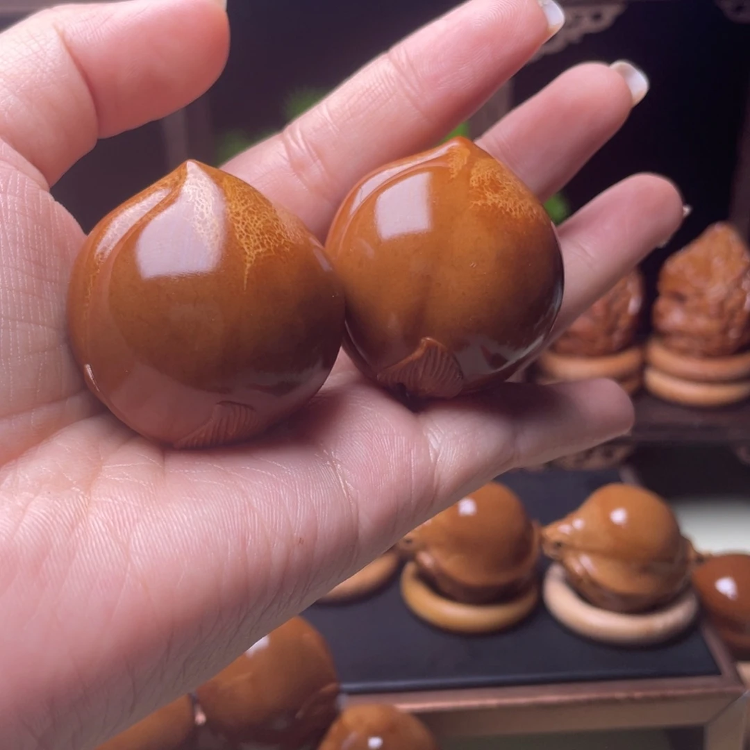 吊坠橄榄核寿桃手球3.7