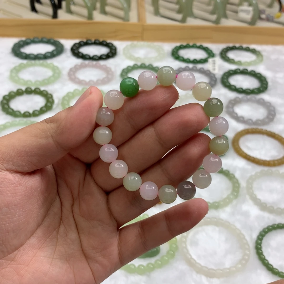 未镶嵌手串和田玉（多宝9.8）