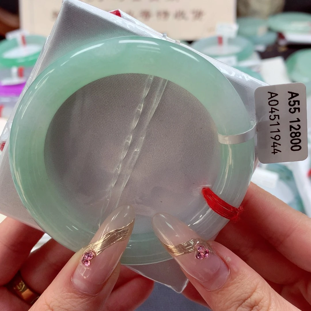 翡翠手镯（圆镯）未镶嵌22（54号）