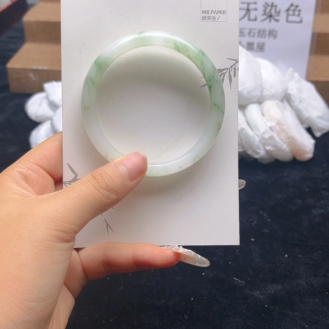 未镶嵌手镯石英质玉h10
