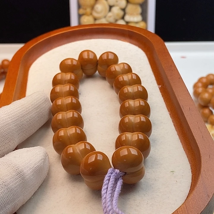 简***漫吊坠猴头核桃猴头