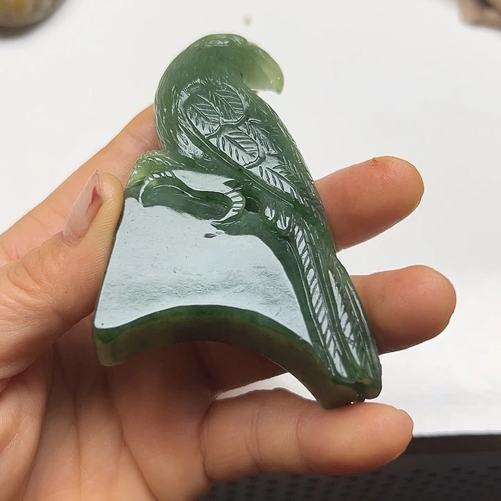 颈饰未镶嵌和田玉缘**飞