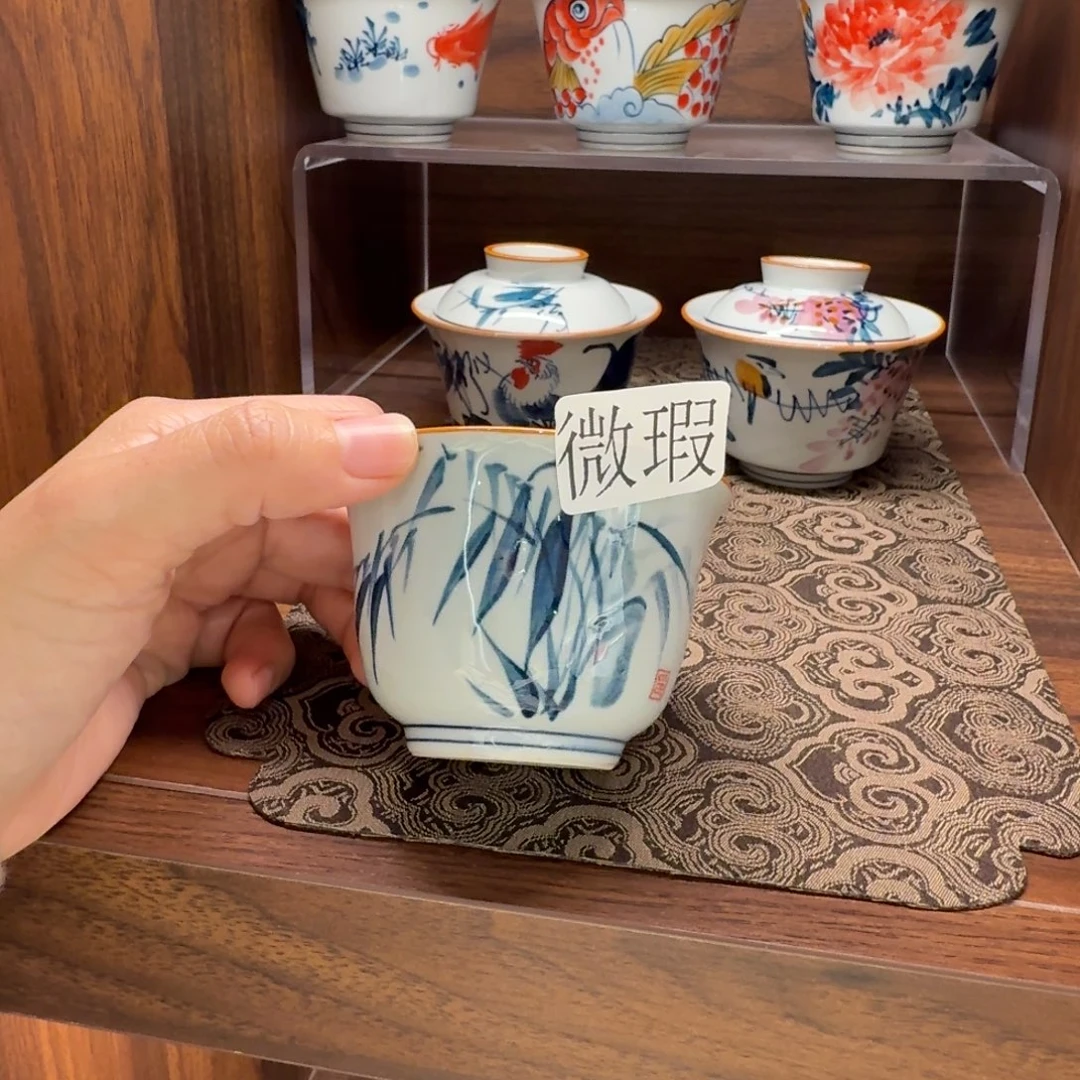 釉下手绘茶具微瑕