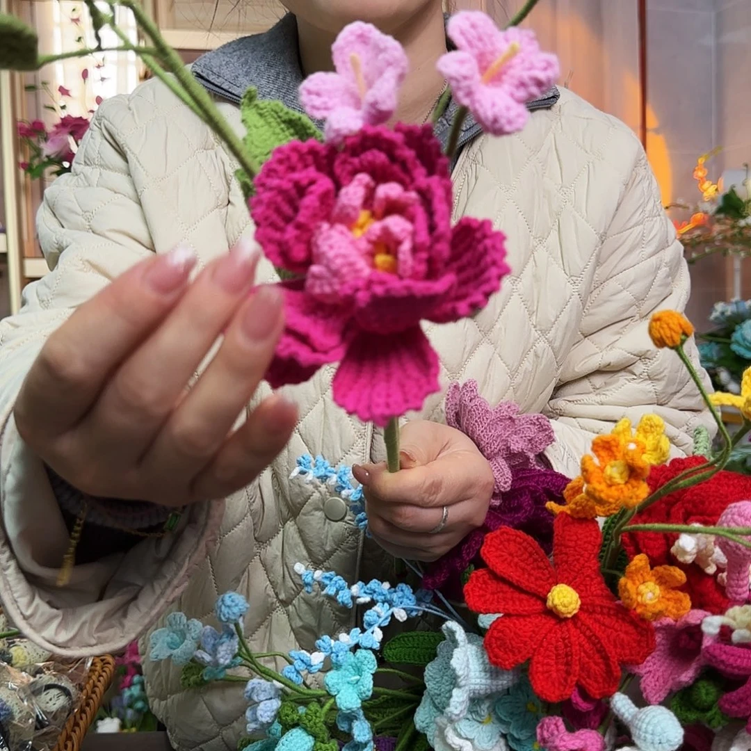 手工钩织设计花束