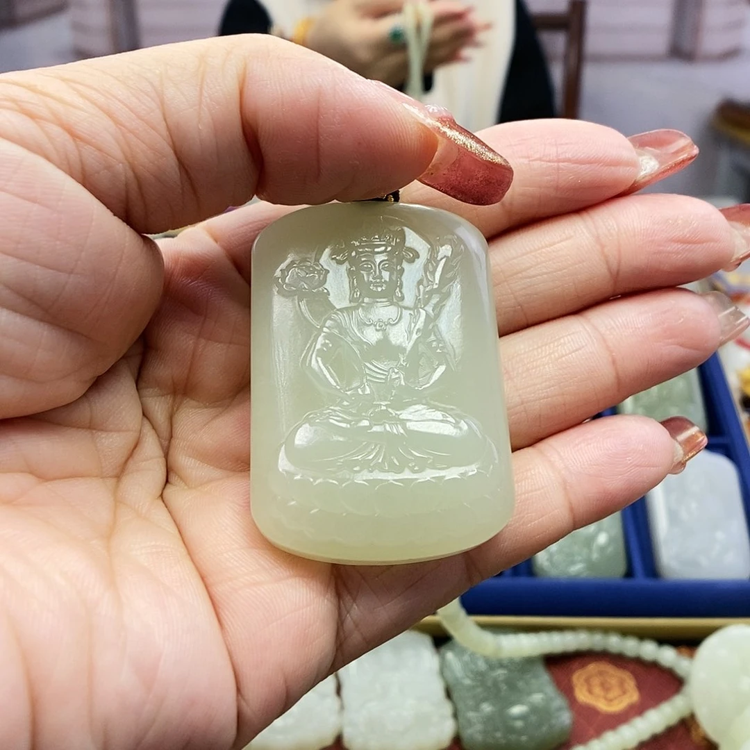 【闪购商品】和田玉颈饰未镶嵌无**～