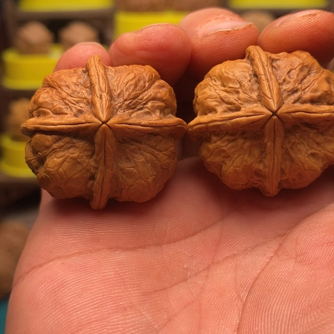 文玩核桃吊坠精品铁四棱