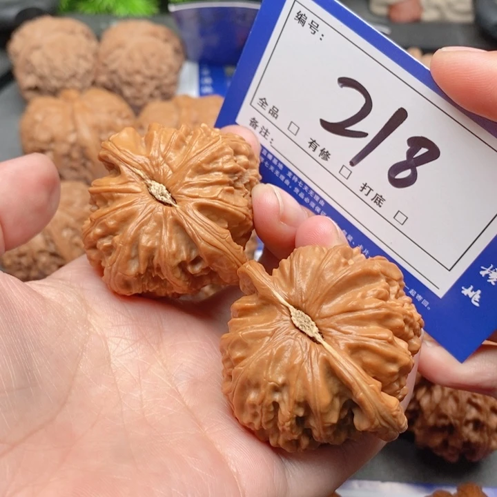 把件桃核鱼****儿45白狮子218号牌