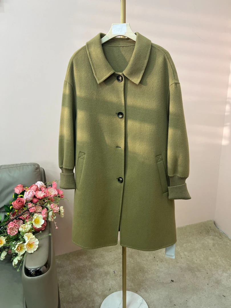 Z3091 2025新款娃娃领双面双色时尚减龄百搭小个子F9