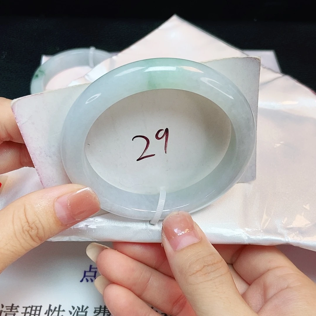 未镶嵌手镯翡翠57.7圈口润润飘小绿