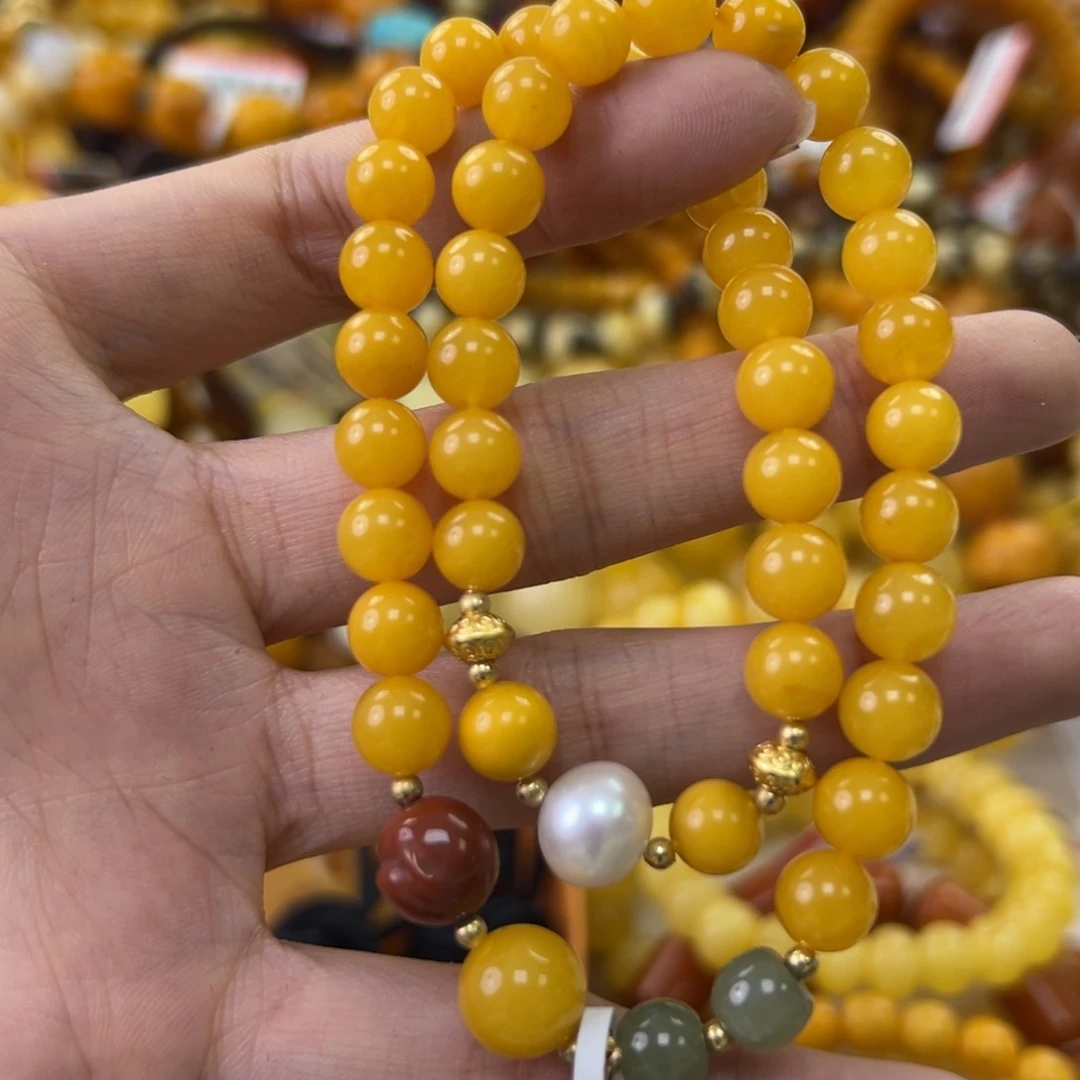 琥珀珠宝奇石未镶嵌