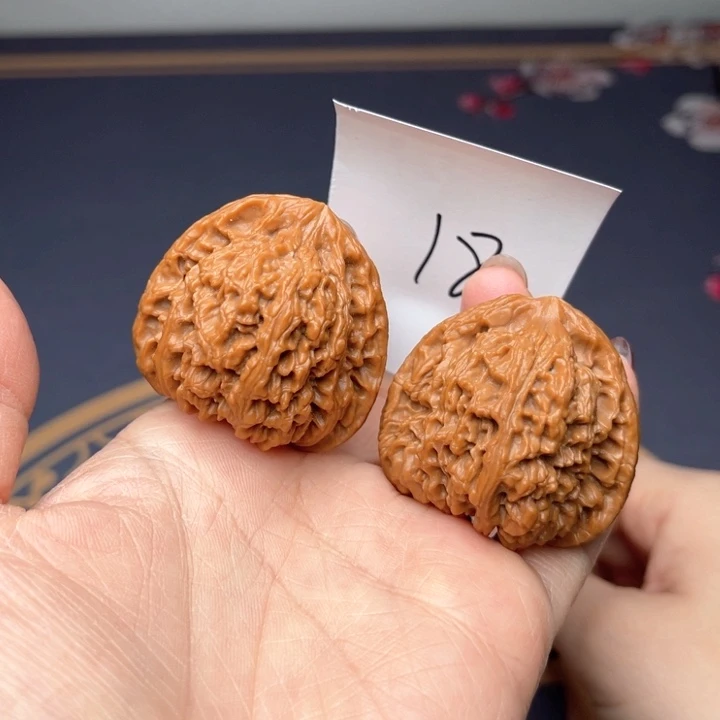 文玩核桃把件40南疆石