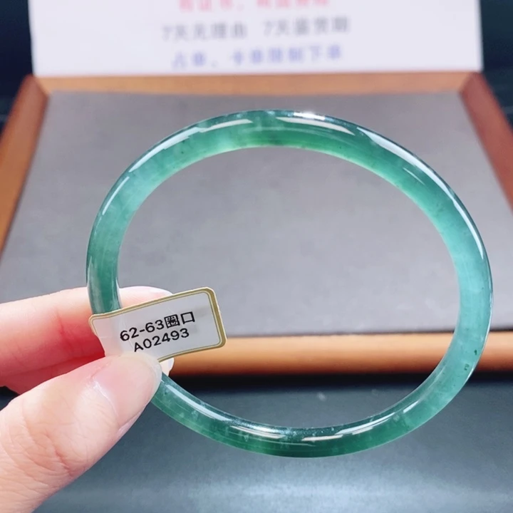 翡翠未镶嵌手镯翡翠手镯30