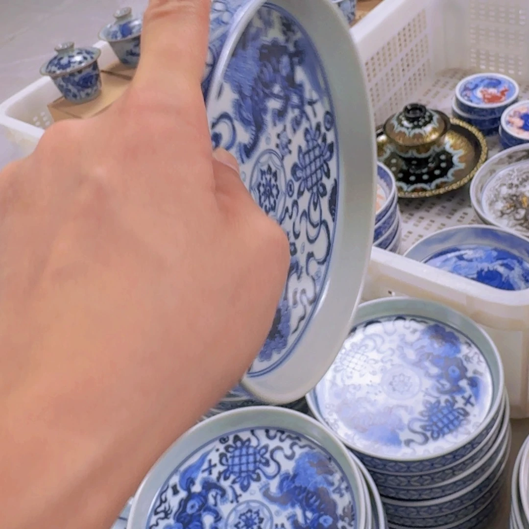 瓷片青花狮子大壶乘微瑕