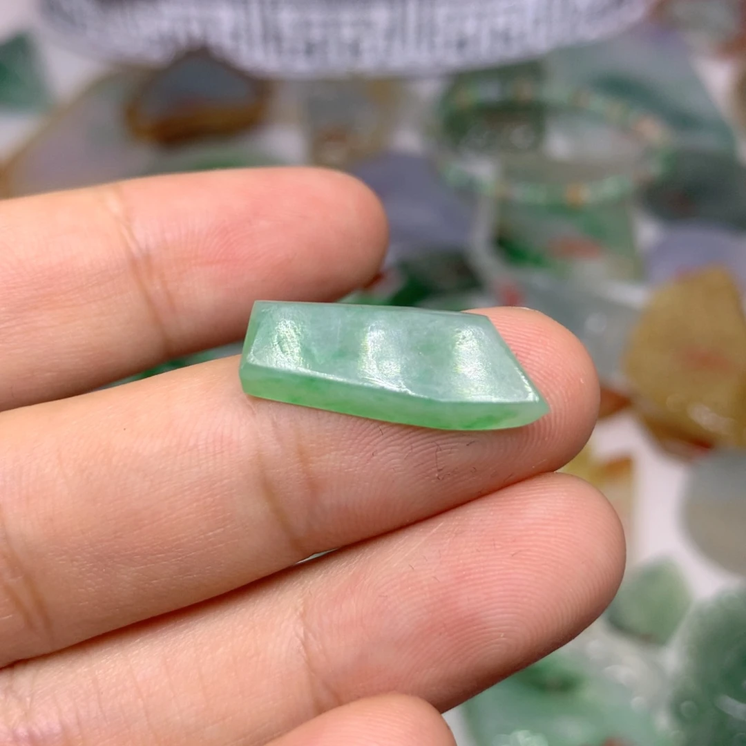 定制翡翠未镶嵌天然翡翠定制