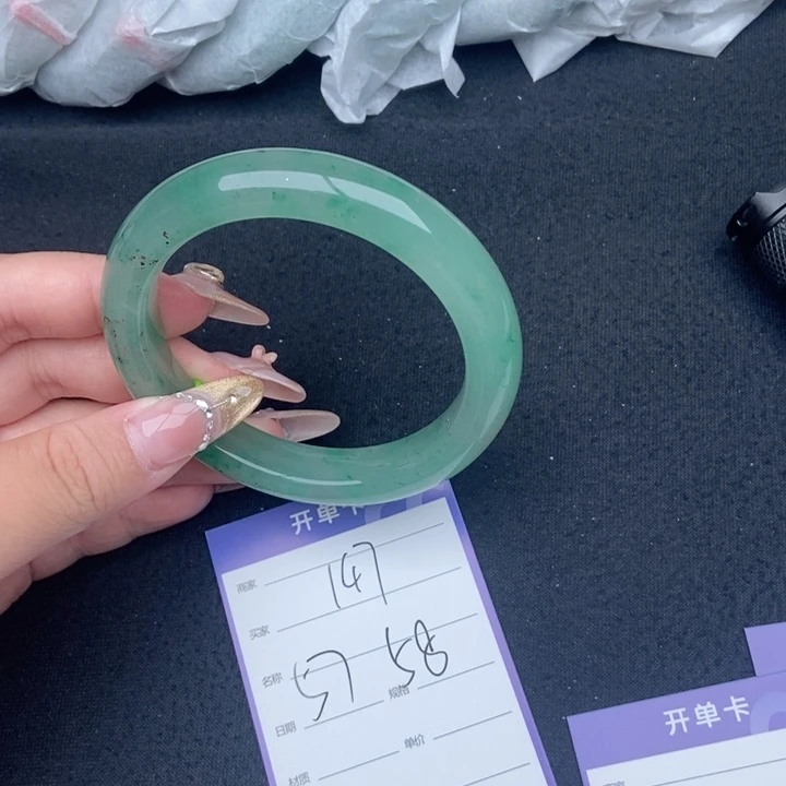 竹牌天然A货非洲翠手镯147