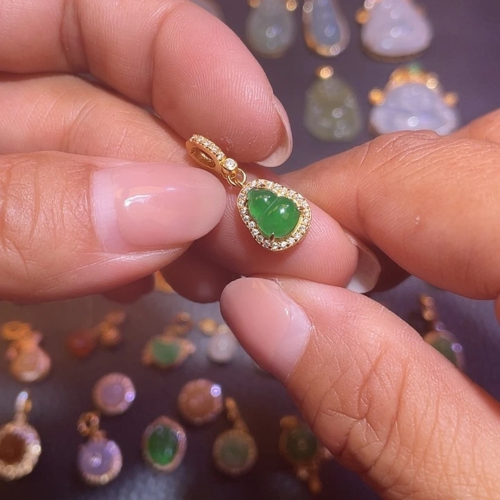 翡翠银S925镶嵌颈饰