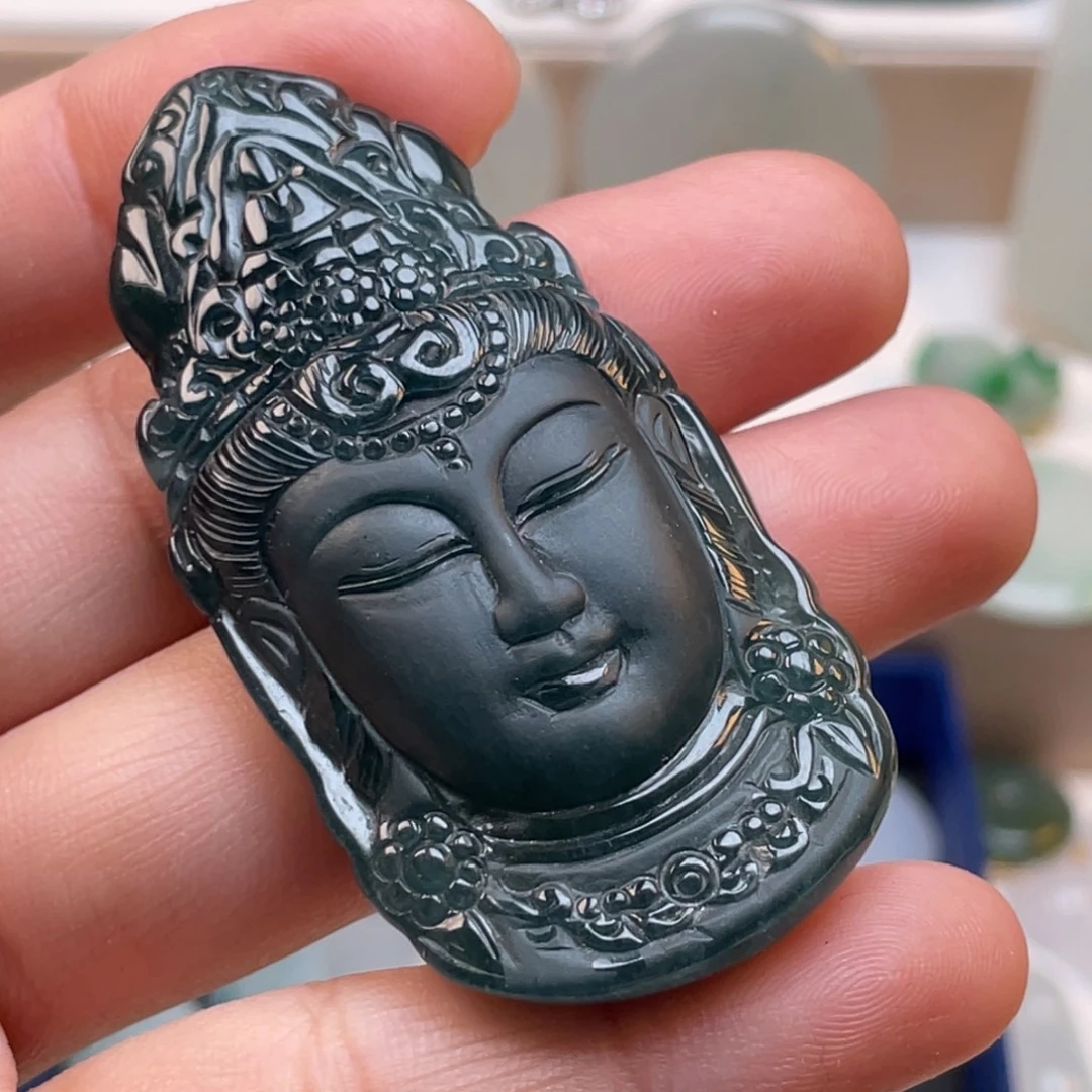 翡翠未镶嵌颈饰11