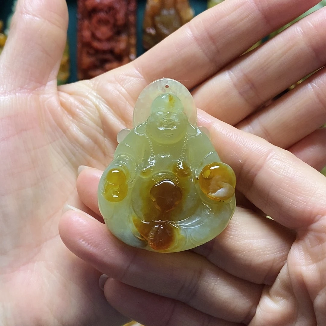 岫玉未镶嵌吊坠(赠链)