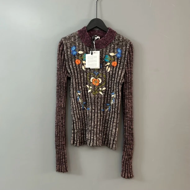 未使用 Valentino/华伦天奴 华伦天奴花纹打底上衣