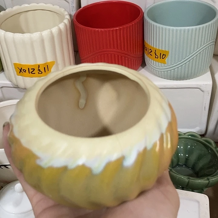 摆件陶盆有孔 瑕疵介意勿拍