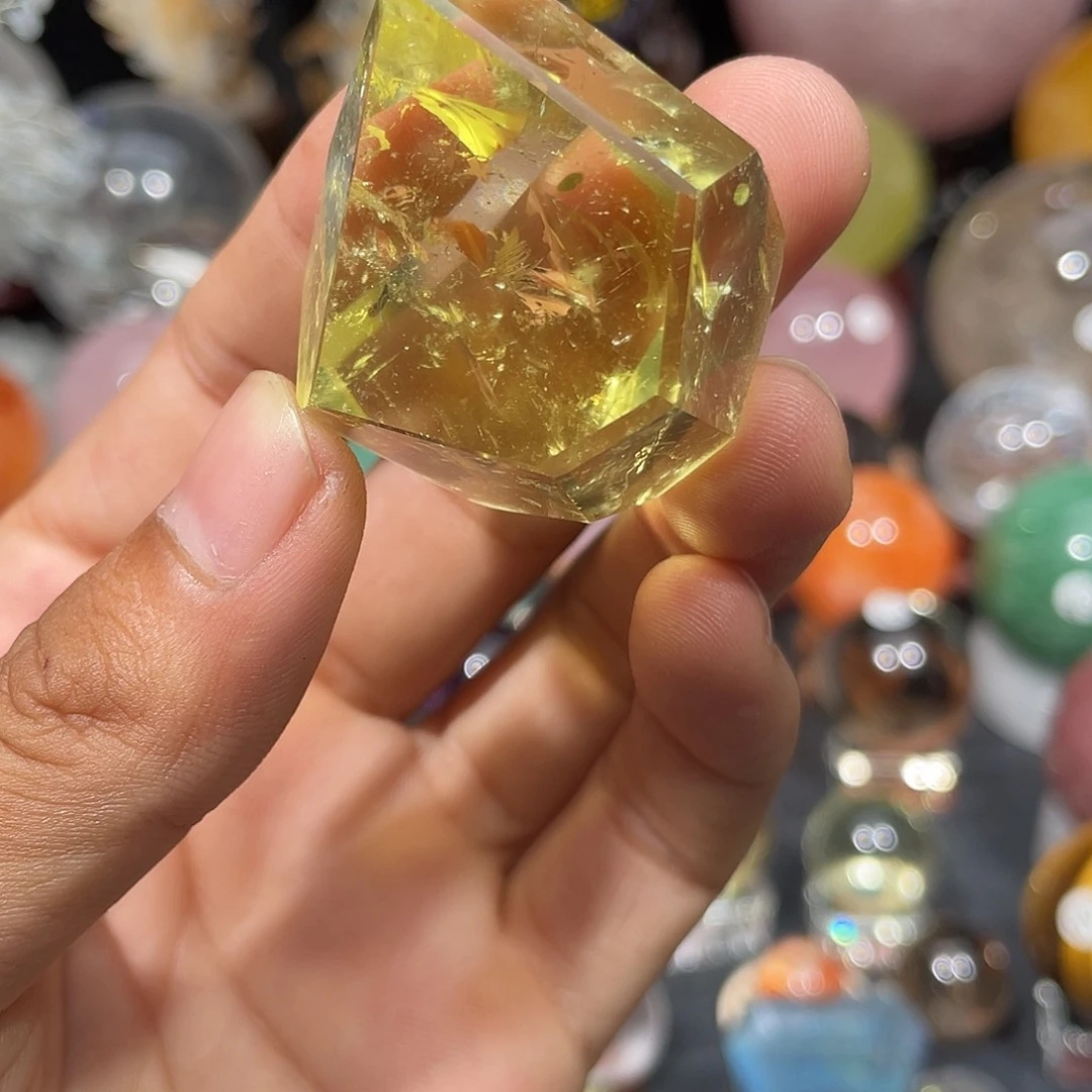 水晶未镶嵌珠宝半成品