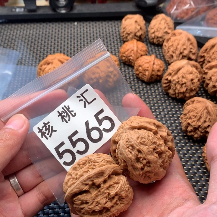 文玩核桃吊坠将军磅