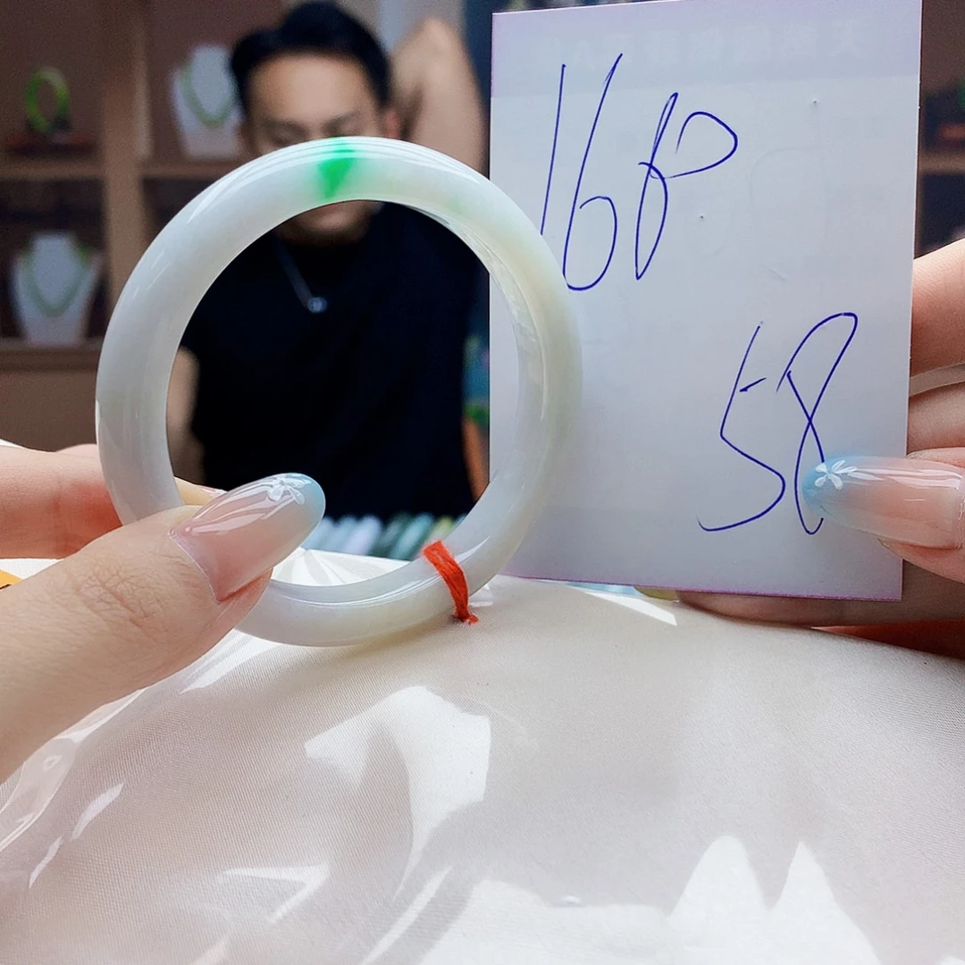 翡翠手镯未镶嵌0009988777777