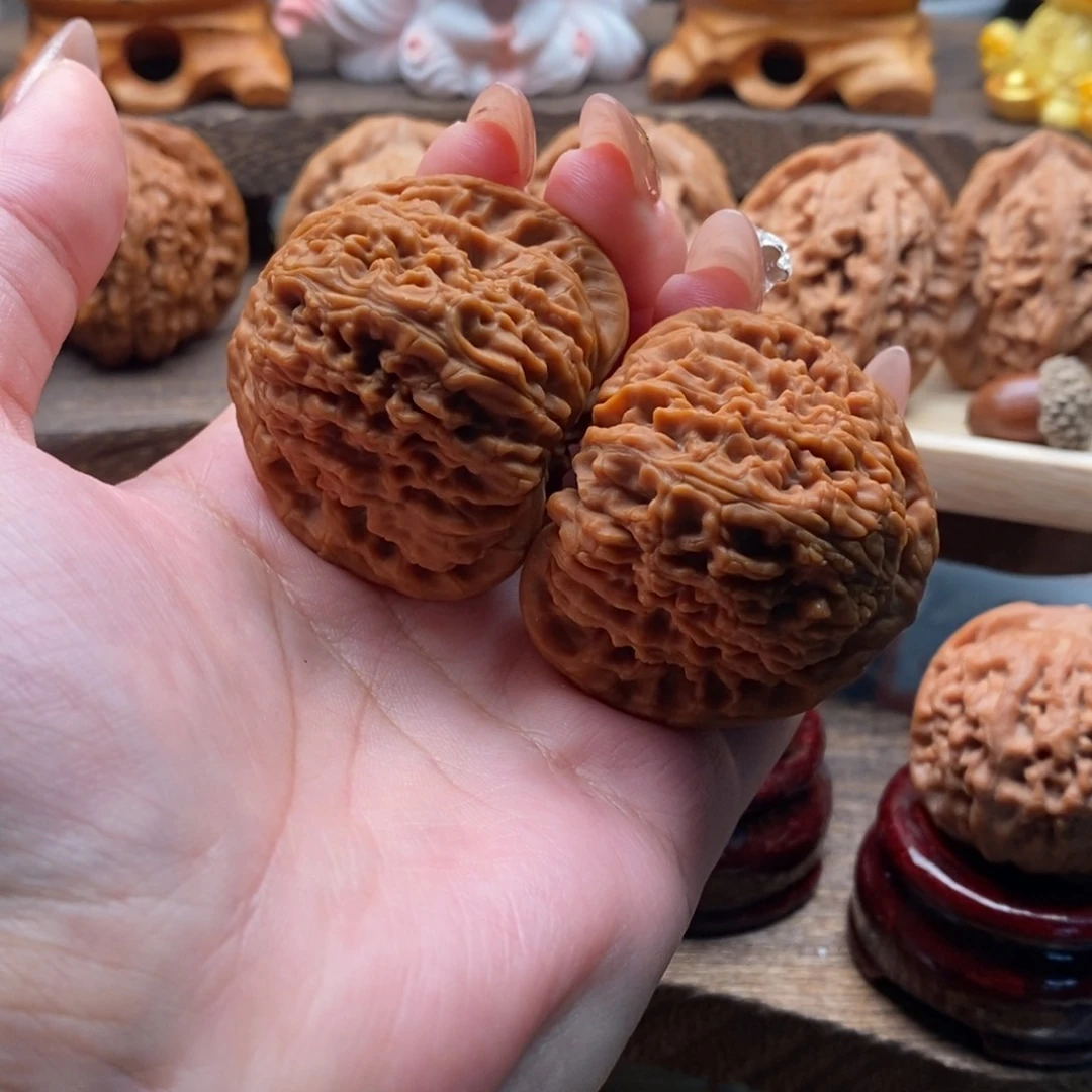 吊坠文玩核桃一**行44南疆