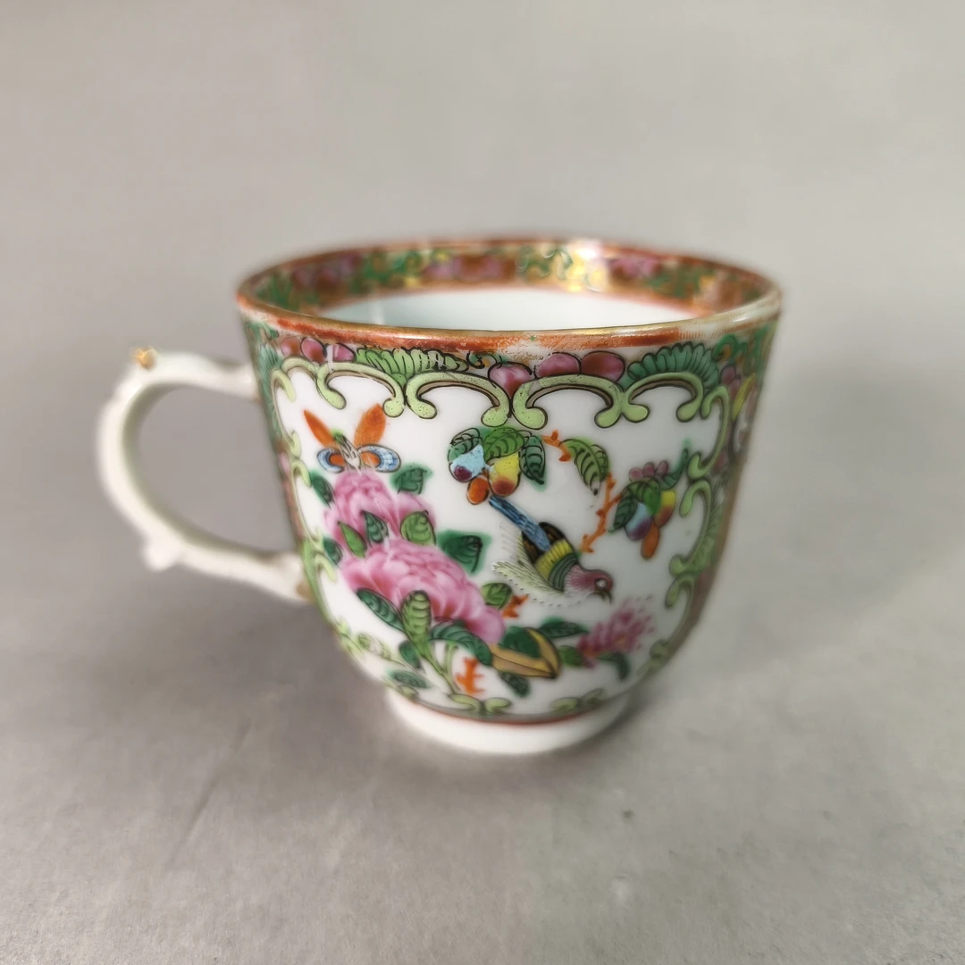 25071447清同治广彩开窗人物花鸟纹杯 高6.2cm A2444