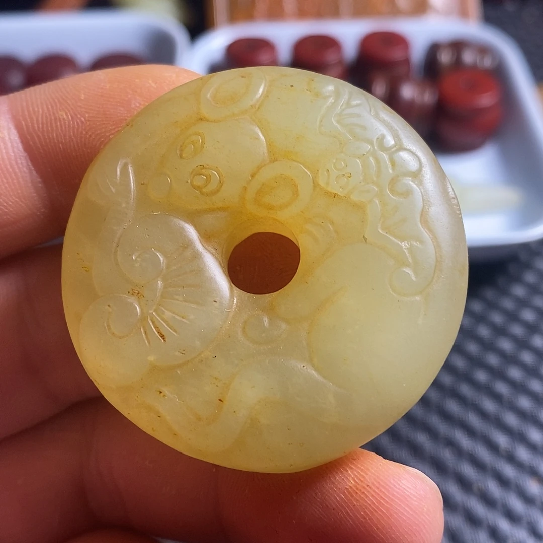蛇纹石玉合金颈饰
