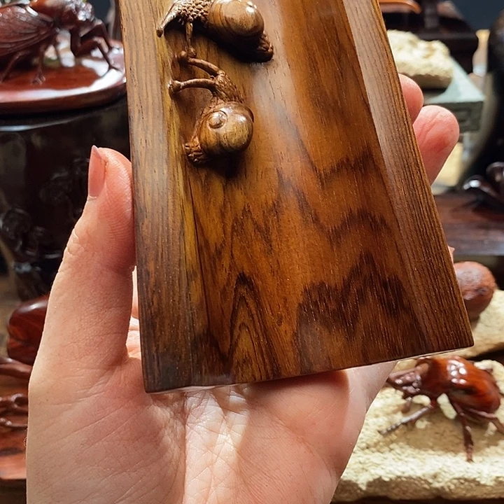 美***滋黄花梨/降香黄檀纯手工蜗牛摆件