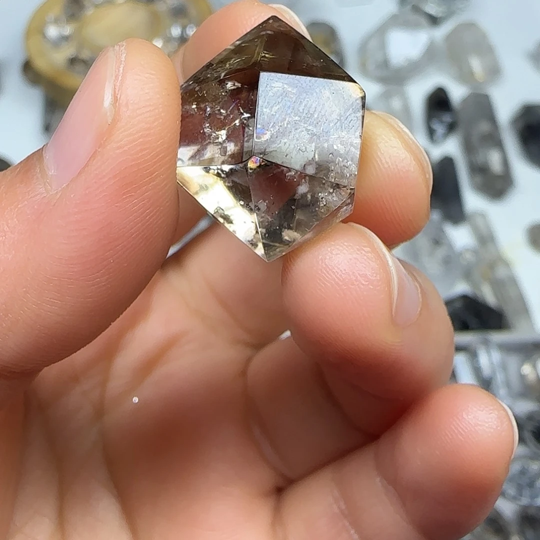 未镶嵌珠宝半成品水晶