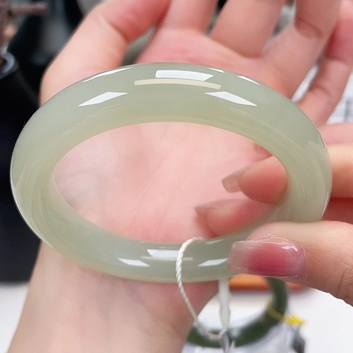 和田玉手镯55未镶嵌