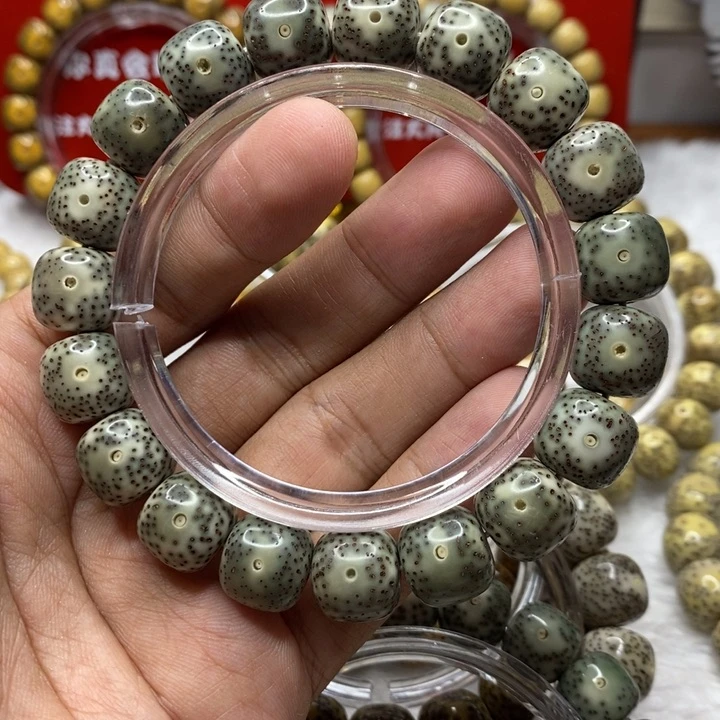 星月菩提手串未*12+绿幽灵大眼睛