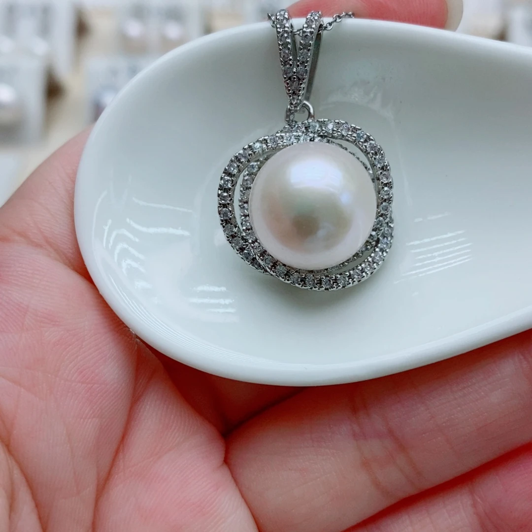 淡水珍珠未镶嵌吊坠(赠链)13.8mm