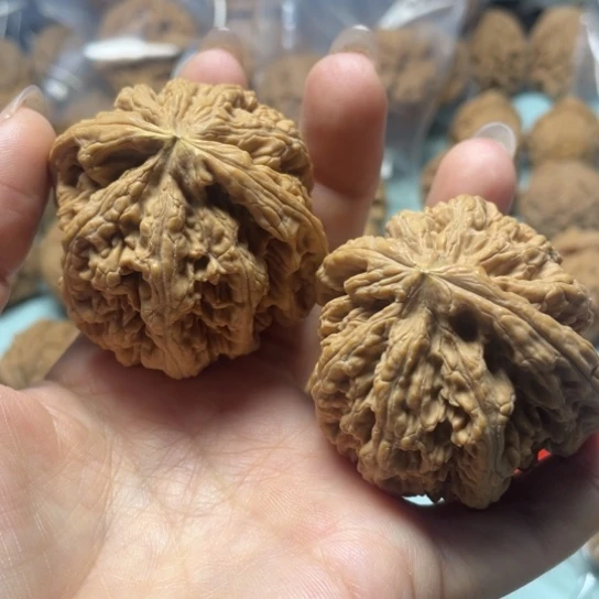 4***3吊坠文玩核桃粗筋56