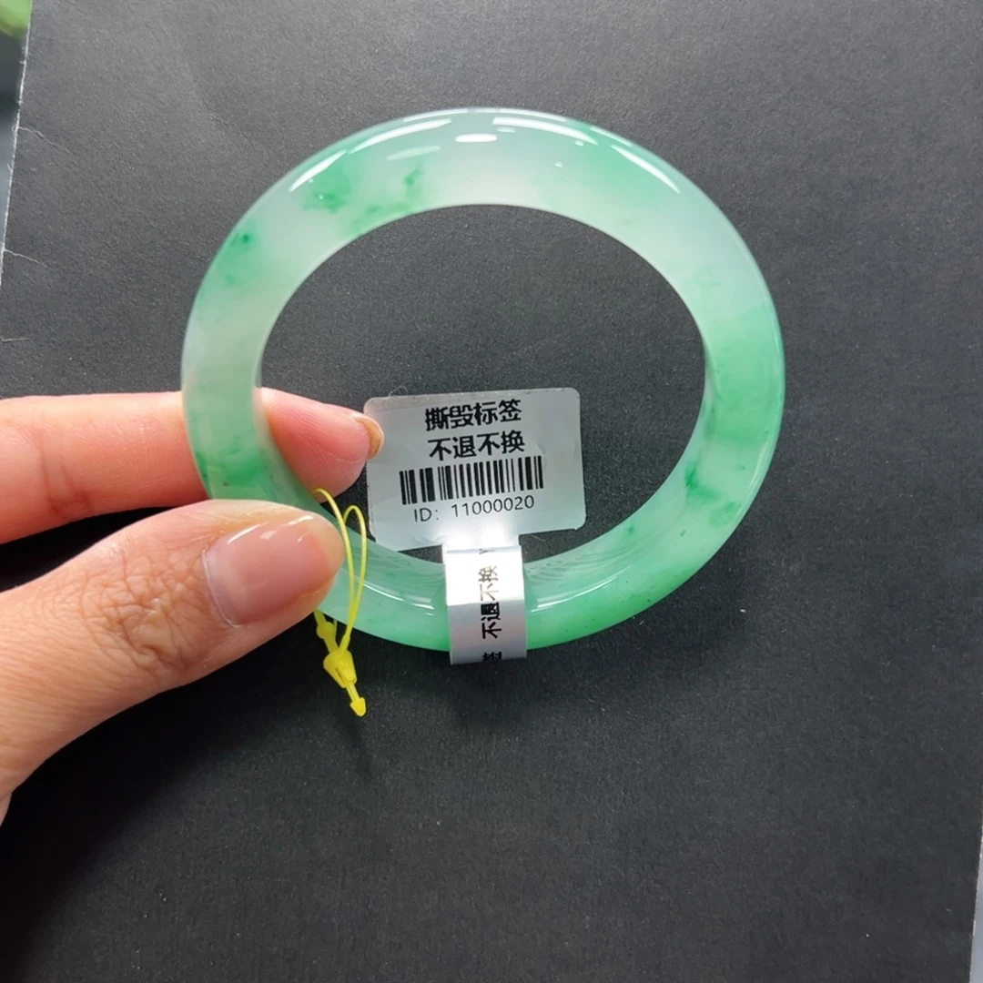 石英质玉未镶嵌手镯+玲玲56