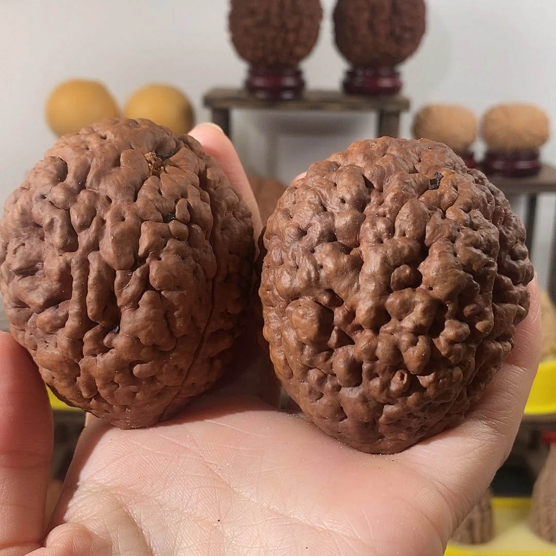 吊坠文玩核桃三瓣脑纹金刚练手5667