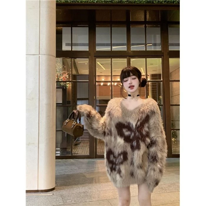 水貂绒蝴蝶v领长袖套头毛衣女秋冬宽松针织衫设计感复古慵懒上衣