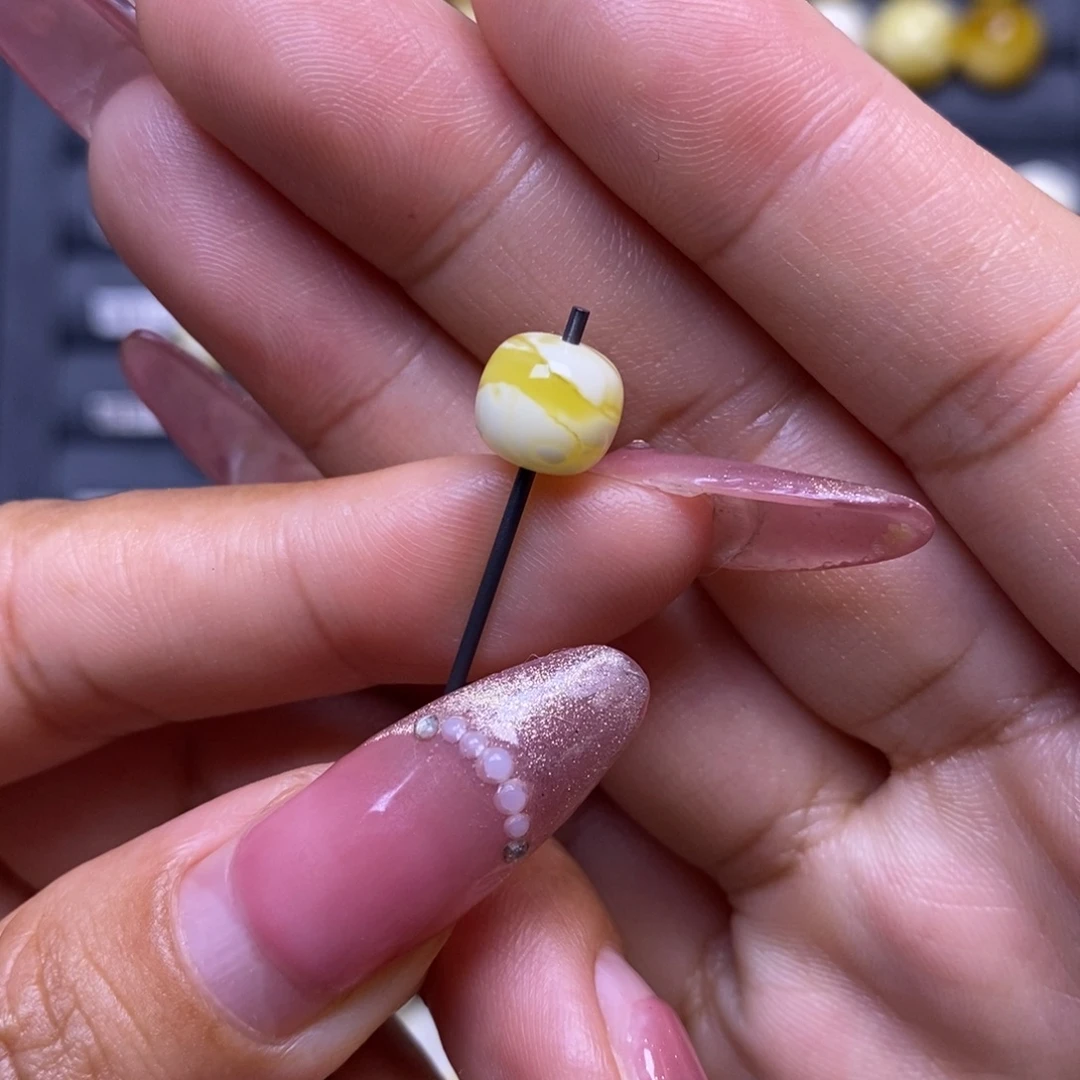 蜜蜡未镶嵌珠宝奇石瓷白橘金妖花老型8.6*7.8mm