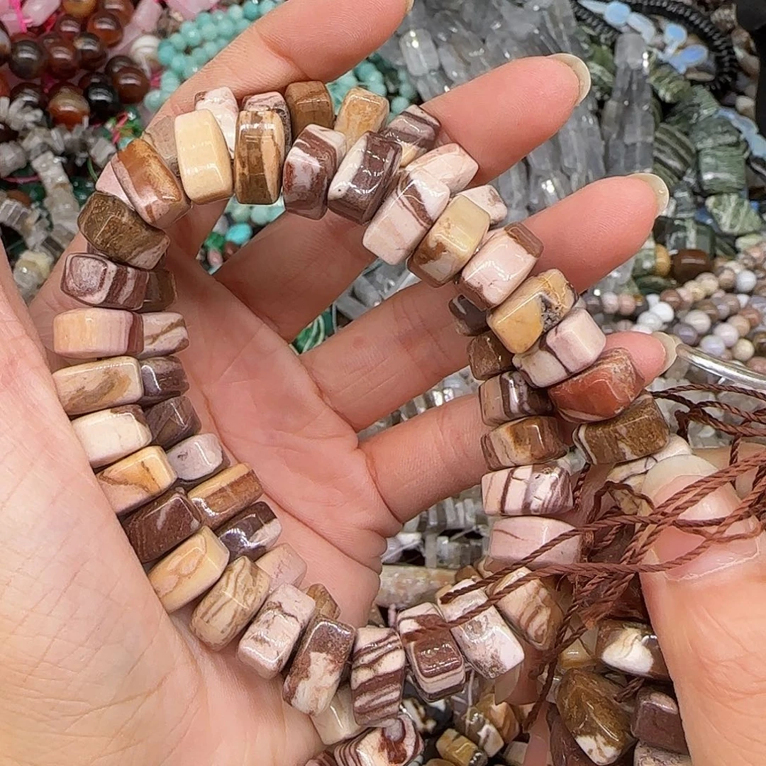 玛瑙/玉髓合金珠宝半成品澳洲斑马12mm三角形一条