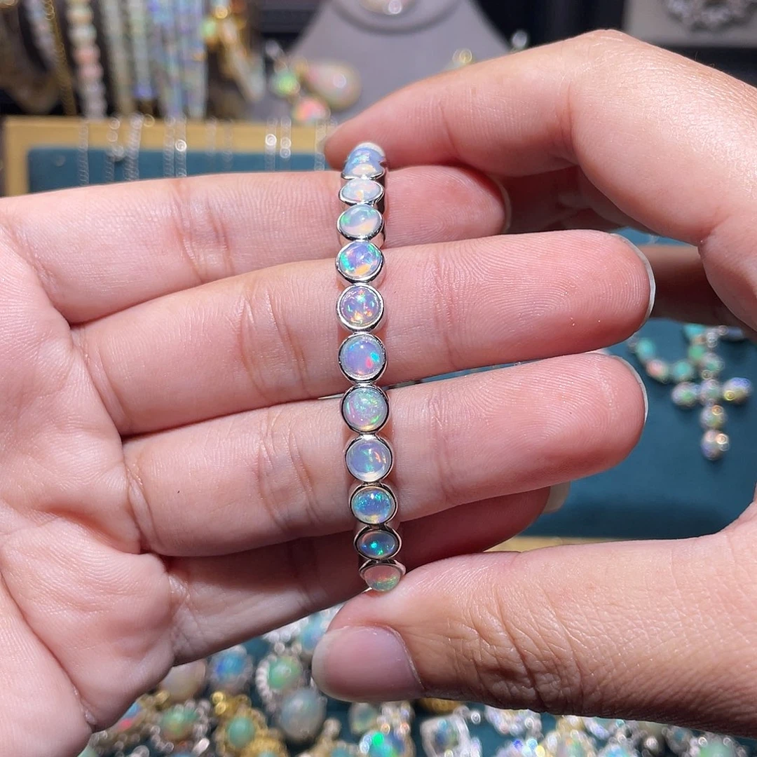 银S925镶嵌欧泊手镯）月*海