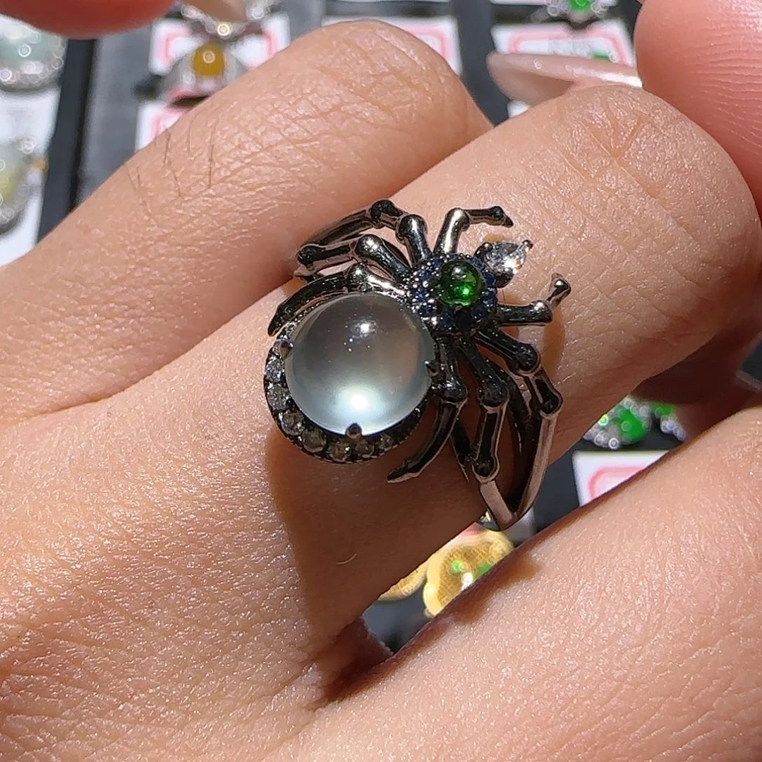 【闪购商品】18K金镶嵌戒指翡翠天然