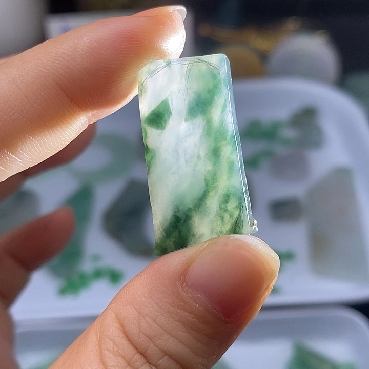 定制翡翠未镶嵌天然缅甸A货