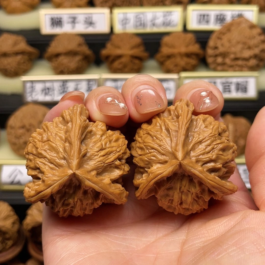【闪购商品】文玩核桃吊坠三棱