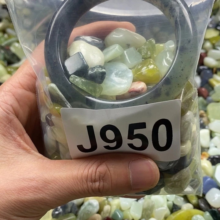 蛇纹石玉鱼缸石未镶嵌