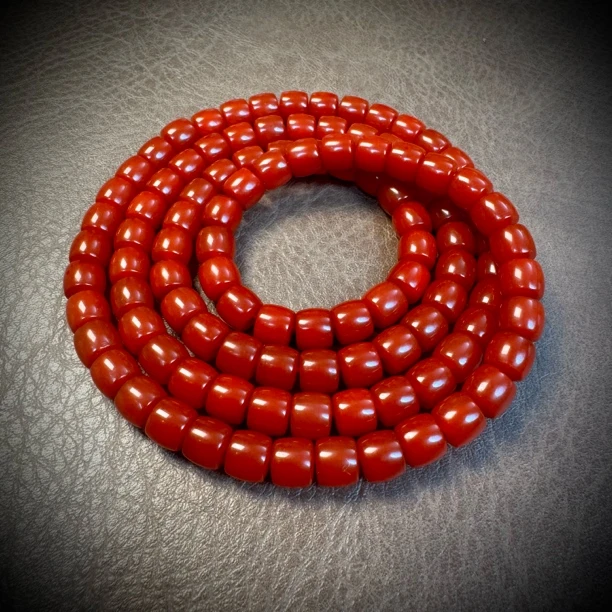 （岳岳文玩）鸽血红108直切8mm精品YYS083