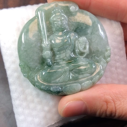 翡翠未镶嵌颈饰缅甸A货，每天下午1点半开播